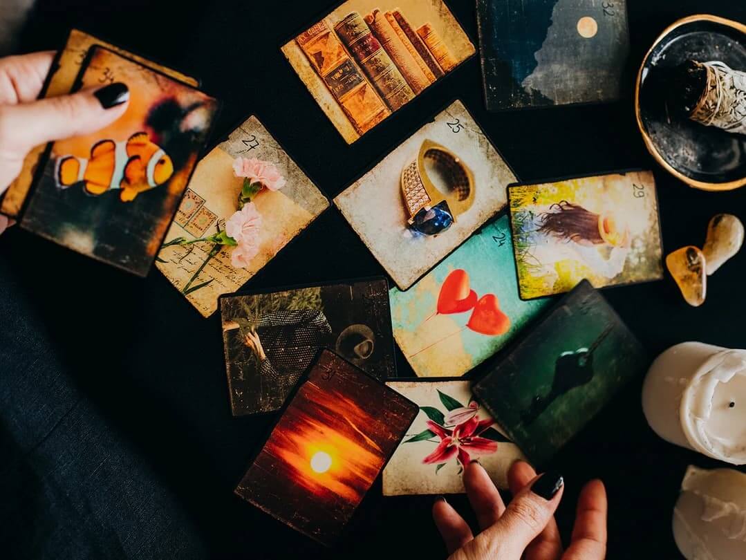 different lenormand cards on the table