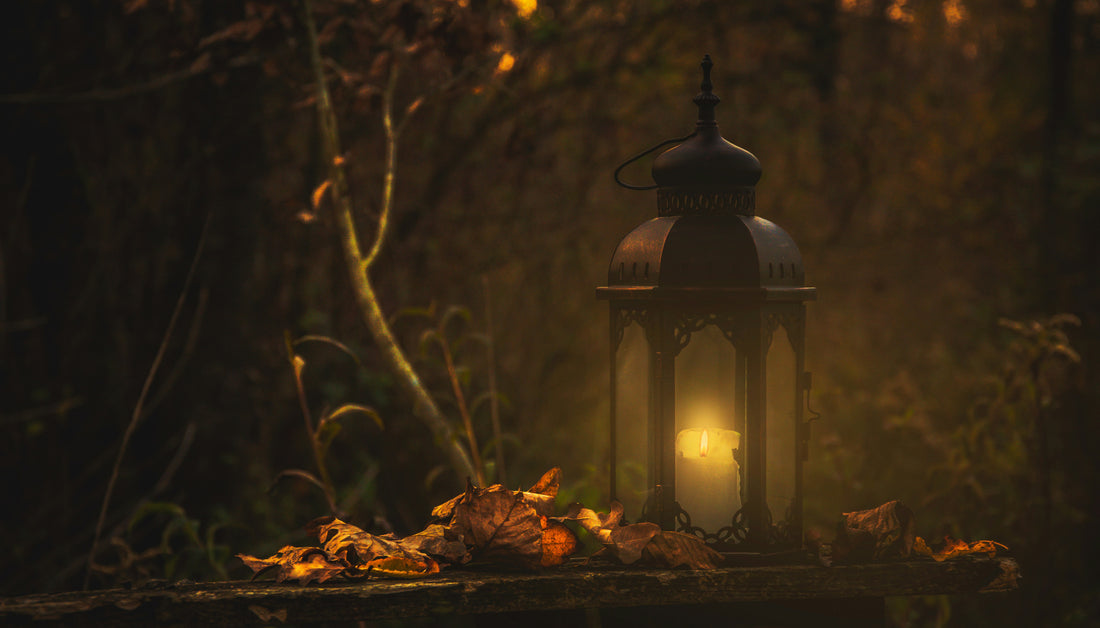 Spooky Tarot Spreads and Rituals for Halloween Night