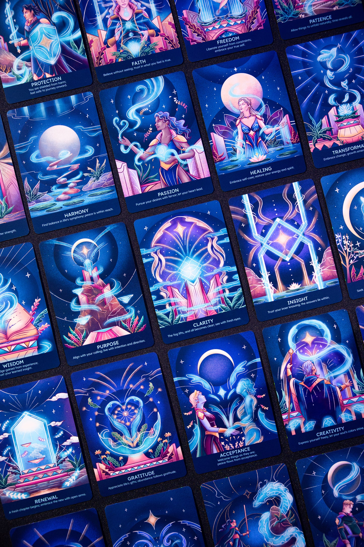 Fantôme Oracle Deck • 25 Intuitive Cards