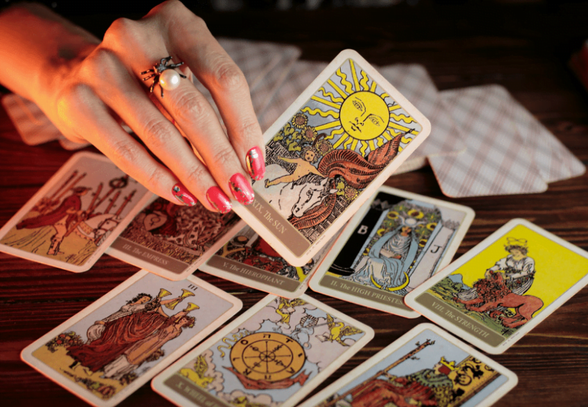 the-art-of-personal-tarot-reading