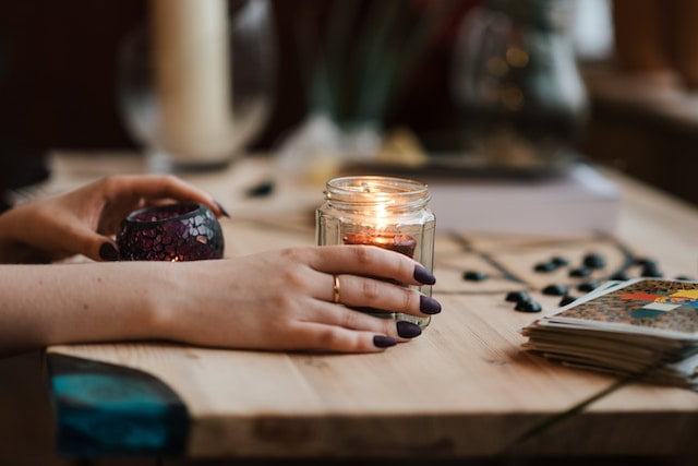 How to ask tarot questions